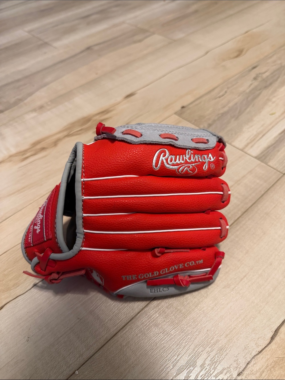 Rawlings Red and Gray Youth Baseball Glove
